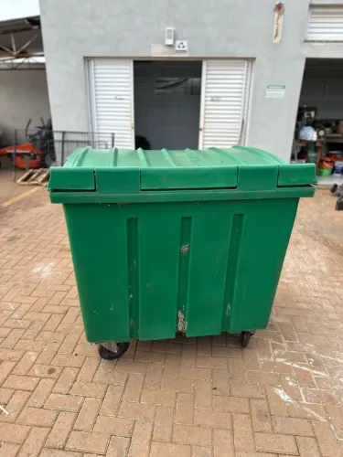 Container de Lixo de 1000 Litros