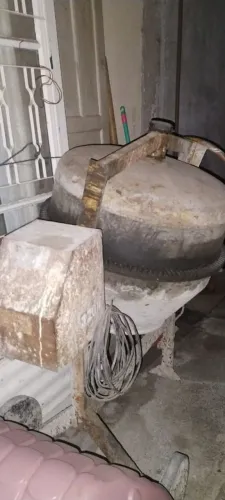 BETONEIRA PQ. 120LT PRA LOCAÇÃO *