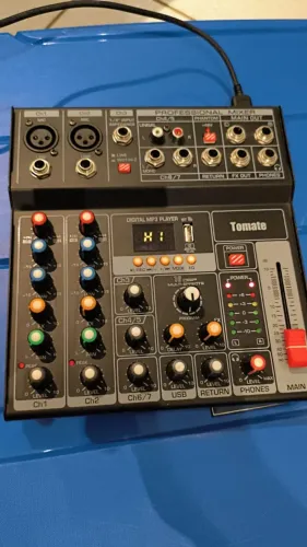 Mesa de Som Tomate TYT-007