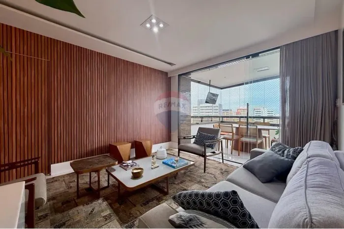 Apartamento Alto Padrão com 180m² | 2 Suítes / 3 quartos | 4 Vagas | Edifício Ícone Av. M
