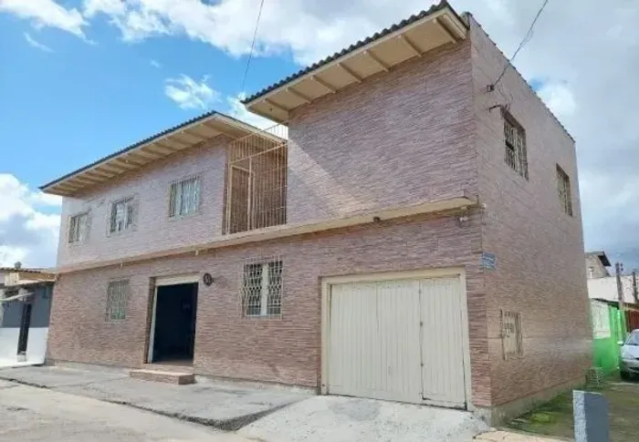 Prédio comercial e Residencial com 230m²