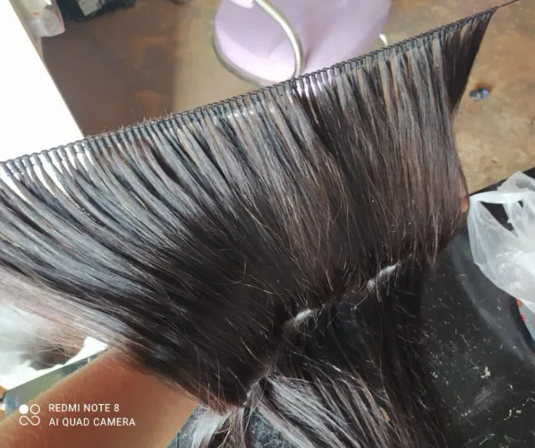 Colocação de mega hair e confecções de telas