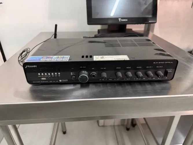 Amplificador Frahm slim 3700 optical com 2 canais individuais