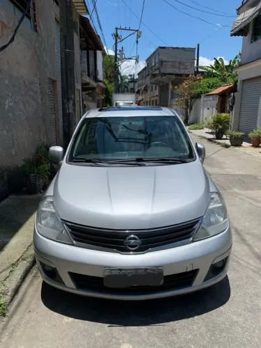 Nissan Tiida SL 1.8/1.8 Flex 16V Aut. 2010