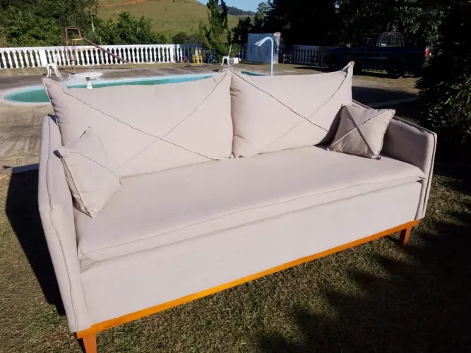 Sofá luxo 1.80m