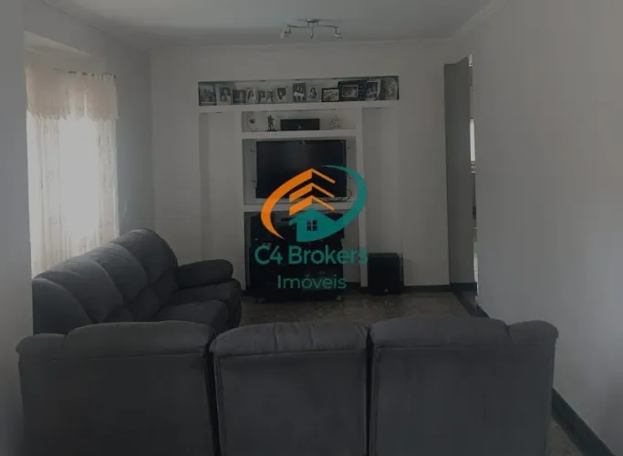Vende - se Lindo Sobrado em Condomínio Fechado - Mairiporã, SP