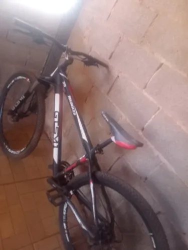 Vendo bicicleta preço a combinar