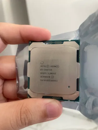 Xeon E5-2667v4 3.6Ghz (Turbo Clock) 8/16