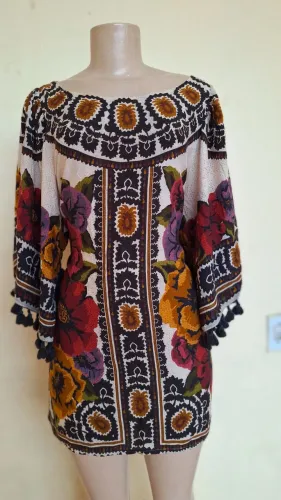 Vestido Farm curto