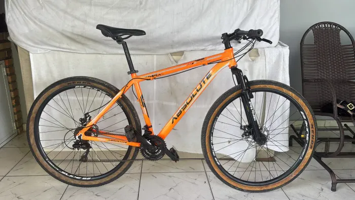 Bicicleta absolute seminova