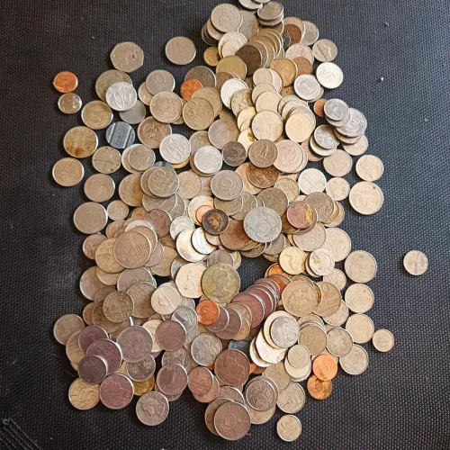 315 moedas variadas