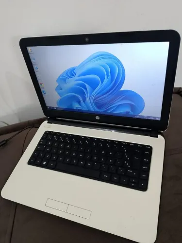 Notebook completo HD de 500gb 4gb de ram windows e pacote office 