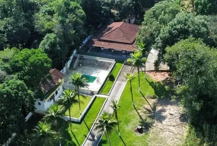 Barrozo Imóveis - Sítio a venda com 6.000 m² com lago, campo futebol.