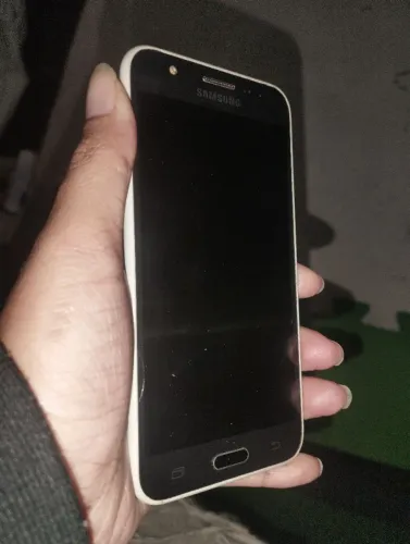 Samsung Galaxy j5