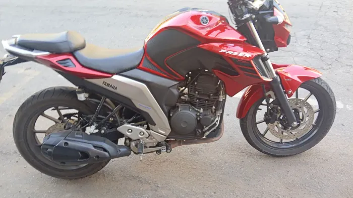 Vendo Yamaha Fazer 250!!;