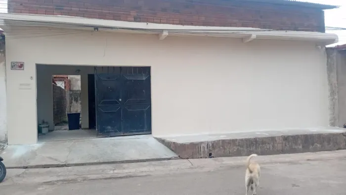 Casa pra venda na rua 42