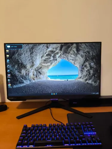 Monitor G40 25" 244hz