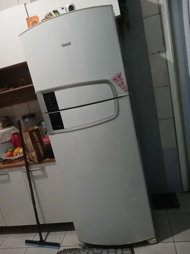 Geladeira consul com defeito