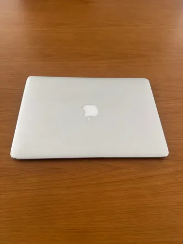 MacBook