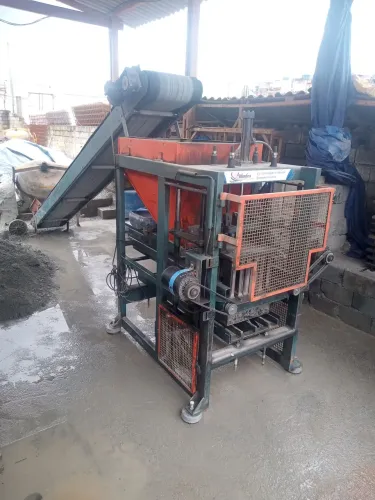 Máquina de Fazer Bloco Completa 