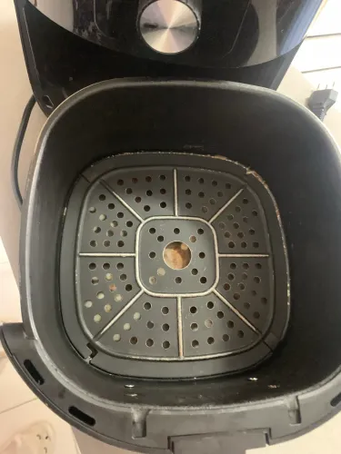 Air Fryer Elgin, funciona perfeitamente, venda para peças, o cesto está enferrujado