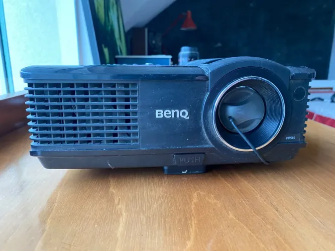 Projetor Benq MP515