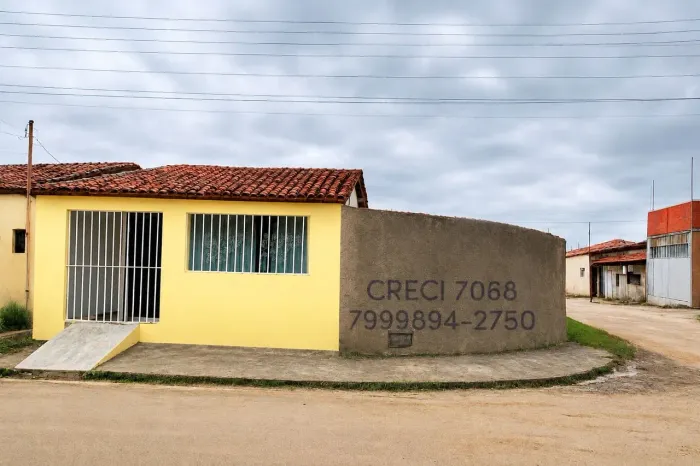 Vendo Chave de Casa (Esquina) no Conj. Albano Franco