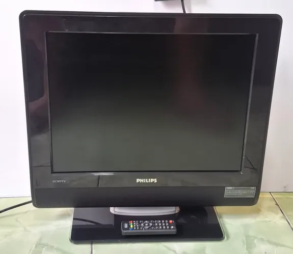 TV PHILIPS 20 POLEGADAS- DEFEITO