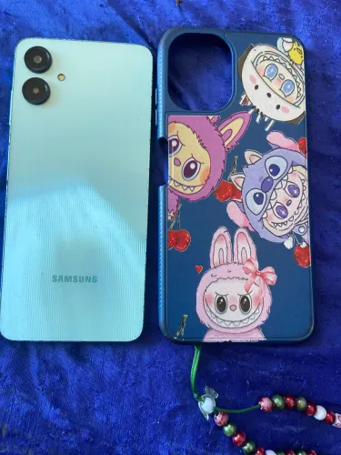 Celular a06 bem conservado com 3 mês de uso