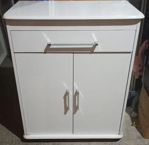 Vendo armário multiuso