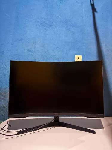 Monitor curvo Samsung odyssey G5 32" Qhd 165hz