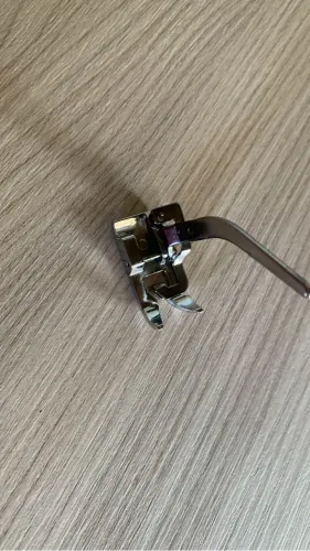 Calcador máquina domestica costurar malha