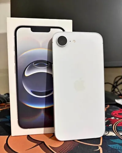 iPhone 16e NOVO