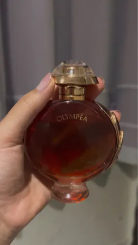 Vende - se perfume importado Olympea parfum legend original 