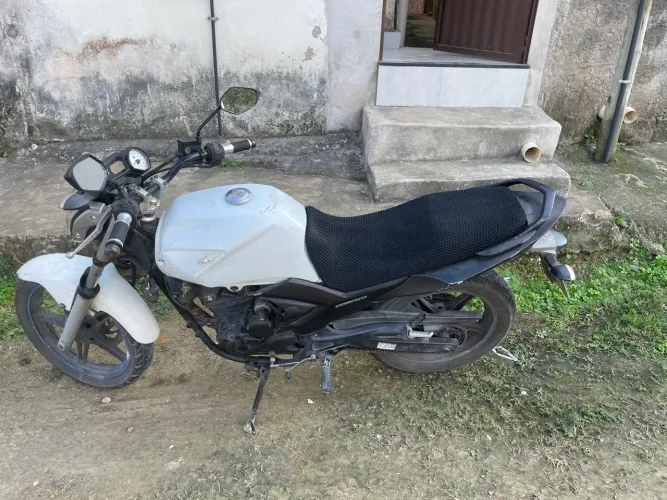 Moto fazer 250