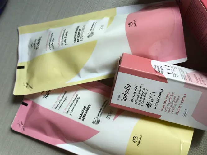 Kit Natura Tododia Tâmara e Canela - Creme de mãos, sabonete, shampoo e condicionador