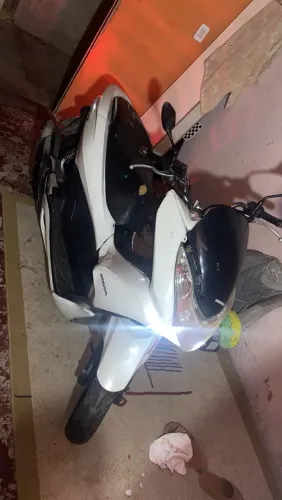 Vende-se PCX