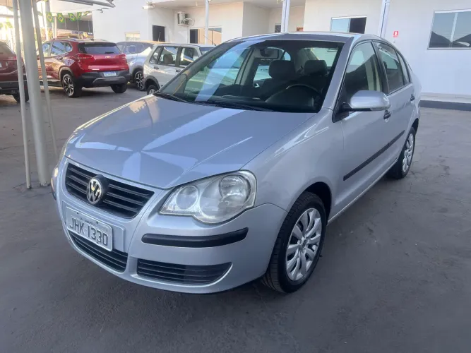 Volkswagen Polo Sedan 1.6 MI Total Flex 8V 4P 2010