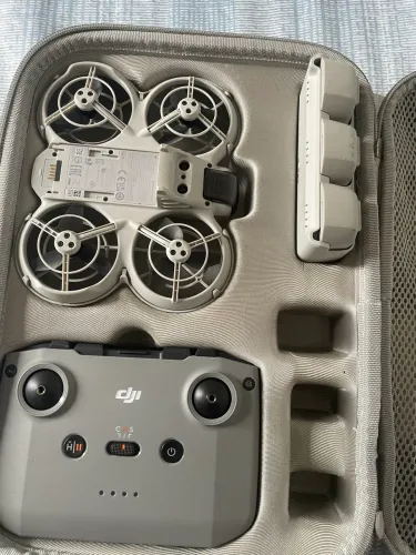 Drone DJI Neo 1 Fly More Combo + Case