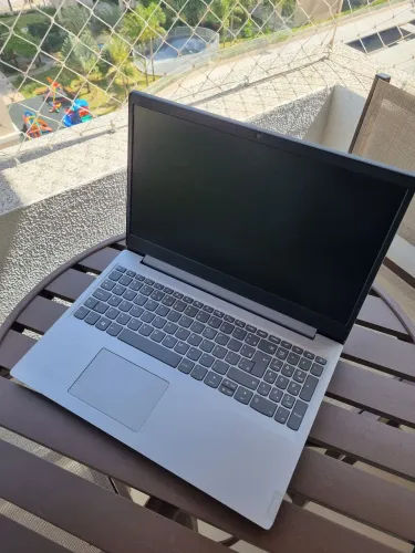 NOTEBOOK RYZEN 5 12GB RAM SSD EXCELENTE