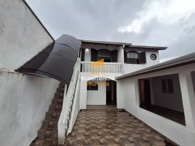 Sobrado a venda em Guaratuba