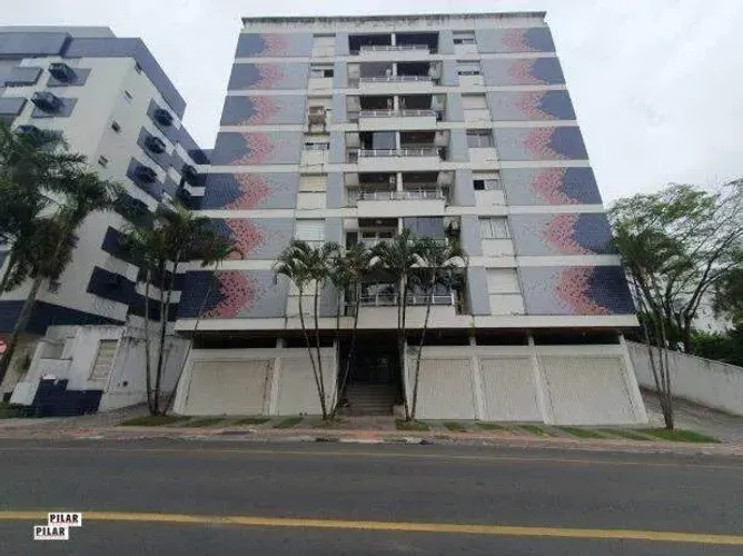 Apartamento de 02 dormitórios semimobiliado para locação