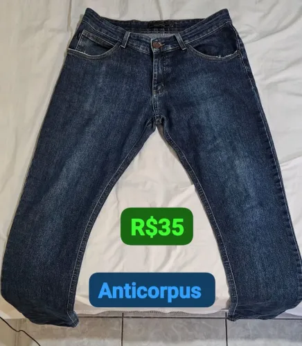 Roupas brechó 