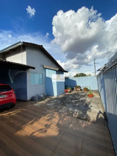 Casa à venda no bairro Residencial Solar Bougainville - Goiânia/GO