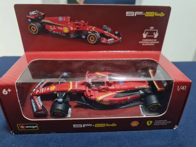 Miniatura Ferrari F1 SF24 promoção Shell.