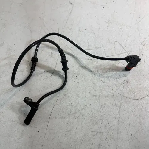 Sensor Abs Dianteiro Mercedes C180 C200 2009 2014 Ambos Lado