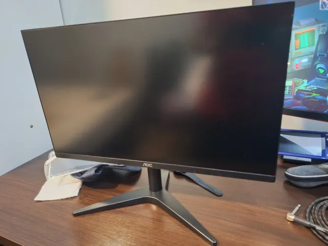 Monitor aoc 24 LCD 75hertz 
