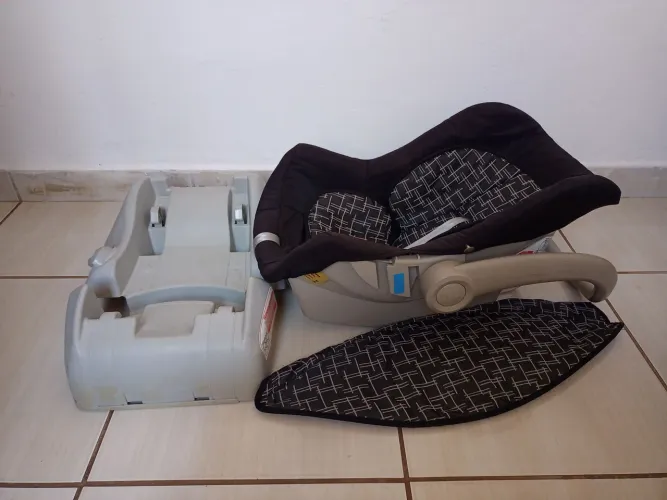 IMPERDIVEL - Bebê conforto com base