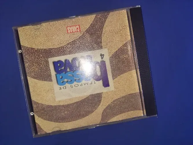 Cd Bossa Nova Caras Volume 4, Usado Otimo Estado de Conservação
