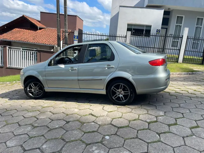Fiat Siena EL 1.0 MPI Fire Flex 8V 4P 2010